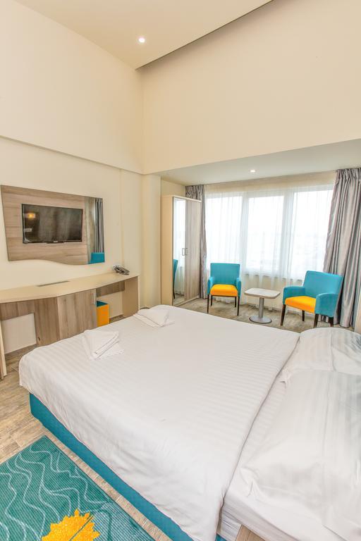 Hotel Riviera Mamaia Exteriör bild