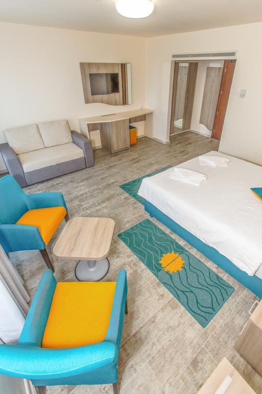 Hotel Riviera Mamaia Rum bild